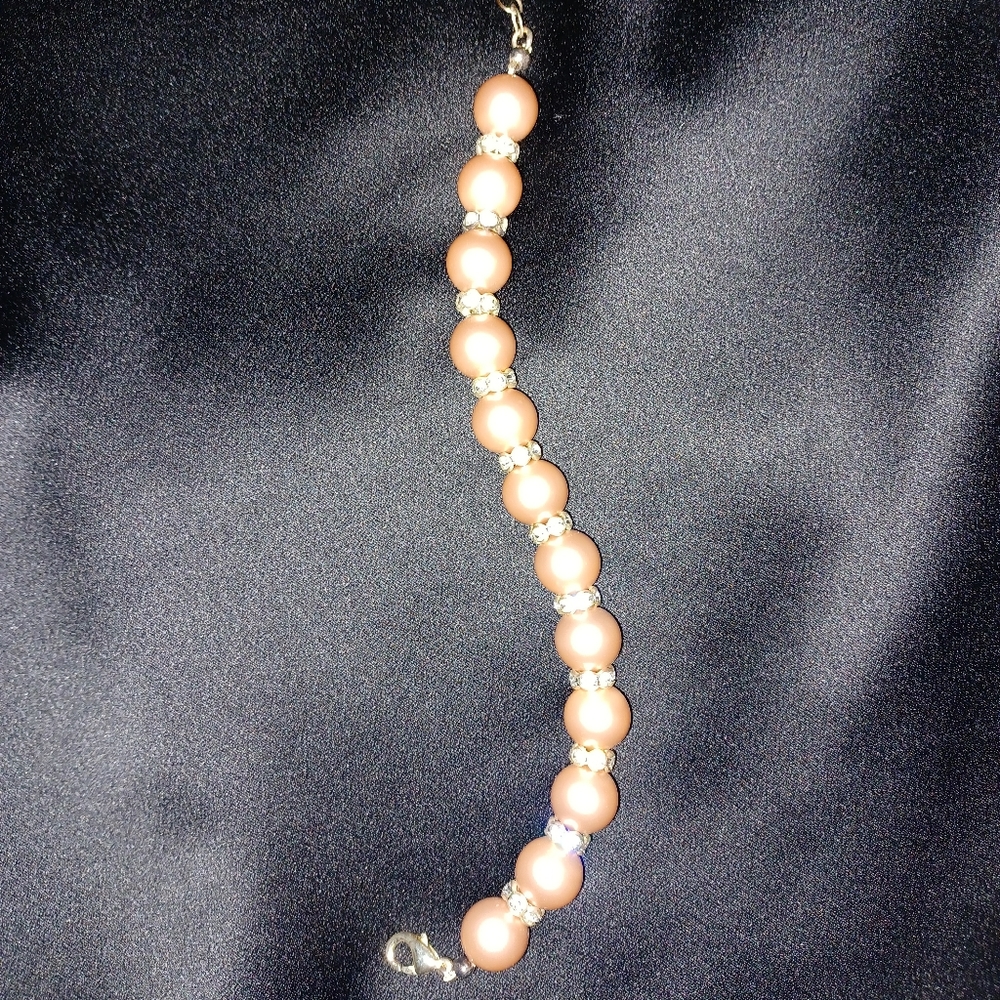 7 1/2" Champagne and gold beaded bracelet - Picture 3 of 6